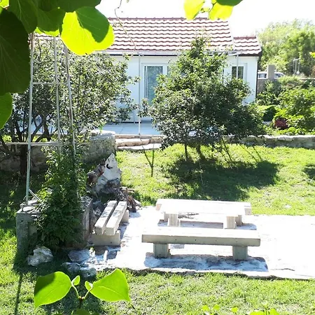 And Minex بيت ضيافة تريبينيي