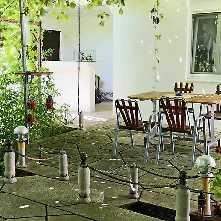 بيت ضيافة And Minex *