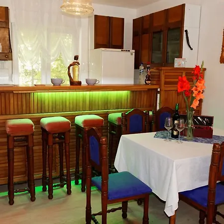 بيت ضيافة And Minex *